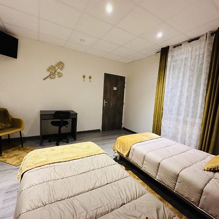 L'Entrepotes Bed & Breakfast Ретел Екстериор снимка